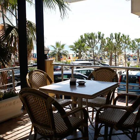 Hotel Bella Vista 3*