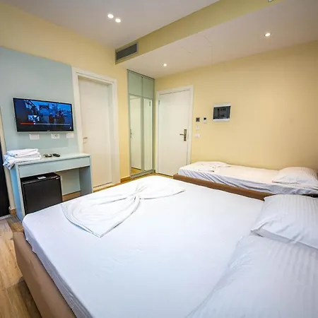 Bella Vista Hotel Shkallnur