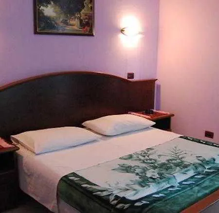 Bella Vista Hotel Shkallnur